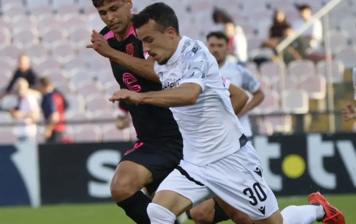 Imagem de contexto do artigo André Silva, um extremo em ascensão com uma carreira que valia por si