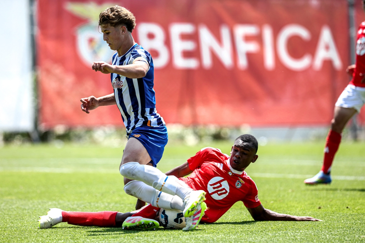 Daniel Banjaqui ao serviço do Benfica B
(Mário Vasa)