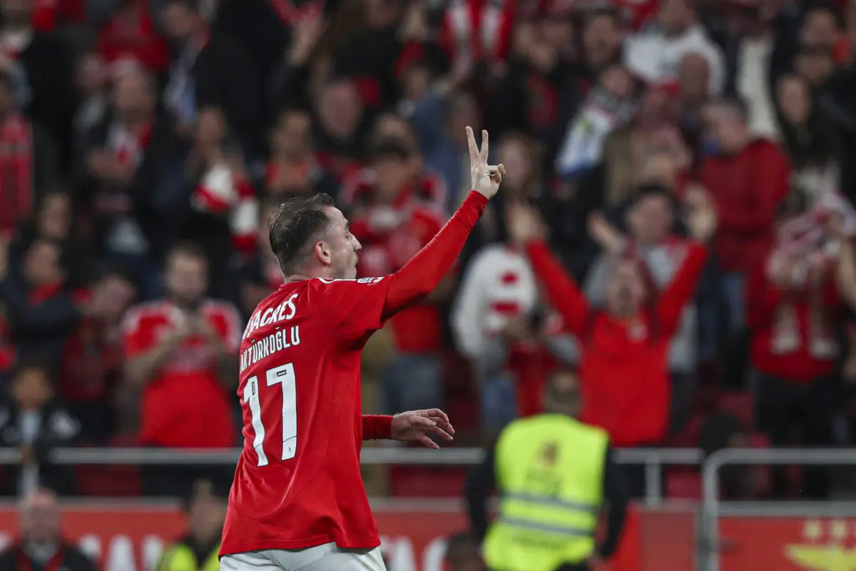 Kerem Akturkoglu (créditos: Pedro Rocha )