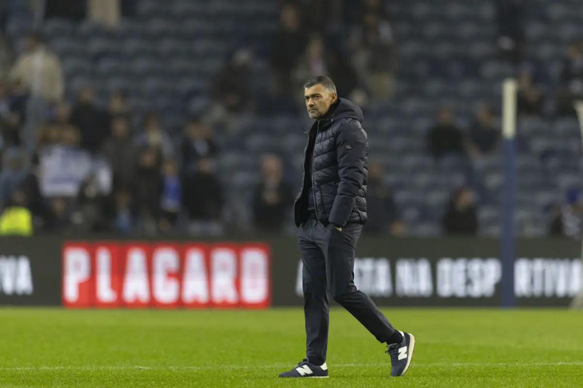 Imagem de contexto do artigo Sucessão de Xavi no Barcelona: Laporta e Deco em desacordo quanto a Sérgio Conceição