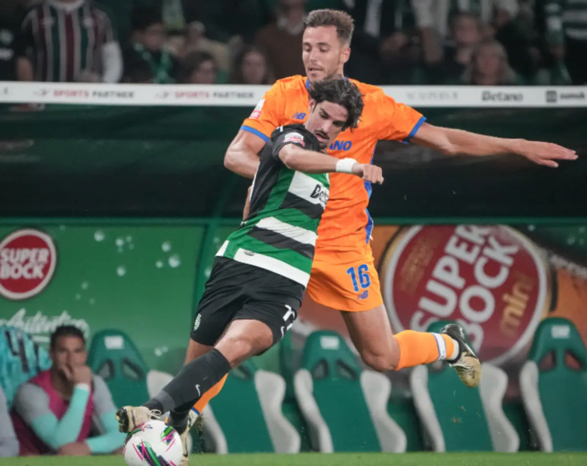 Nico González e Trincão (Créditos: James Alpha/Global Imagens)