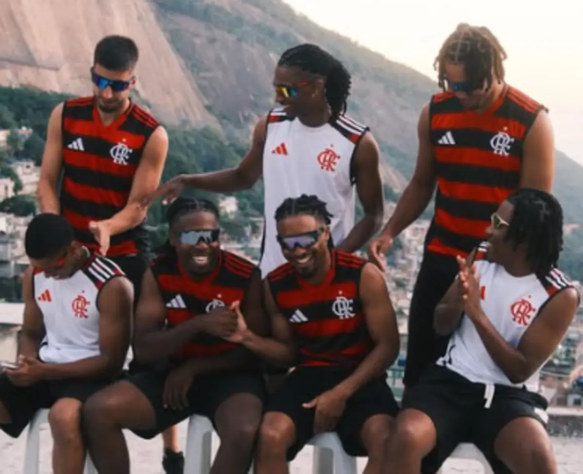 Imagem de contexto do artigo Gonçalo Inácio de férias no Brasil e com as cores do Flamengo