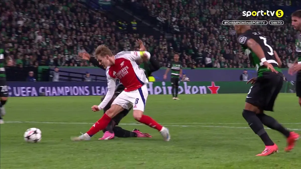 Imagem de contexto do artigo Sporting-Arsenal: Saka aumenta para 1-4 de penálti