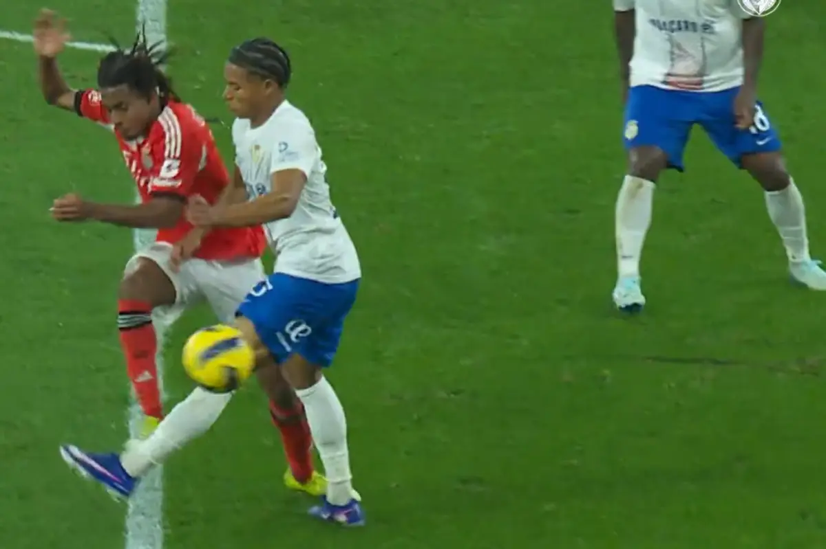 Imagem de contexto do artigo Benfica mostra lances e aponta "três penáltis por marcar" frente ao Alverca