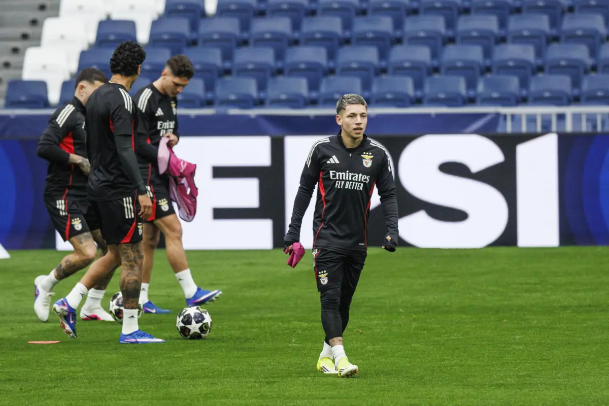 Prestianni falha o Real Madrid-Benfica