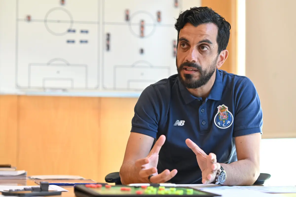 Imagem de contexto do artigo João Brandão: "Sei bem o que é a exigência do FC Porto. Não ganhar perturbava-nos muito"