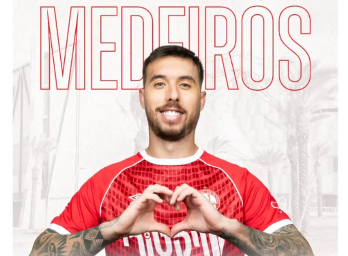 Imagem de contexto do artigo Ponto final na aventura de Iuri Medeiros no futebol israelita