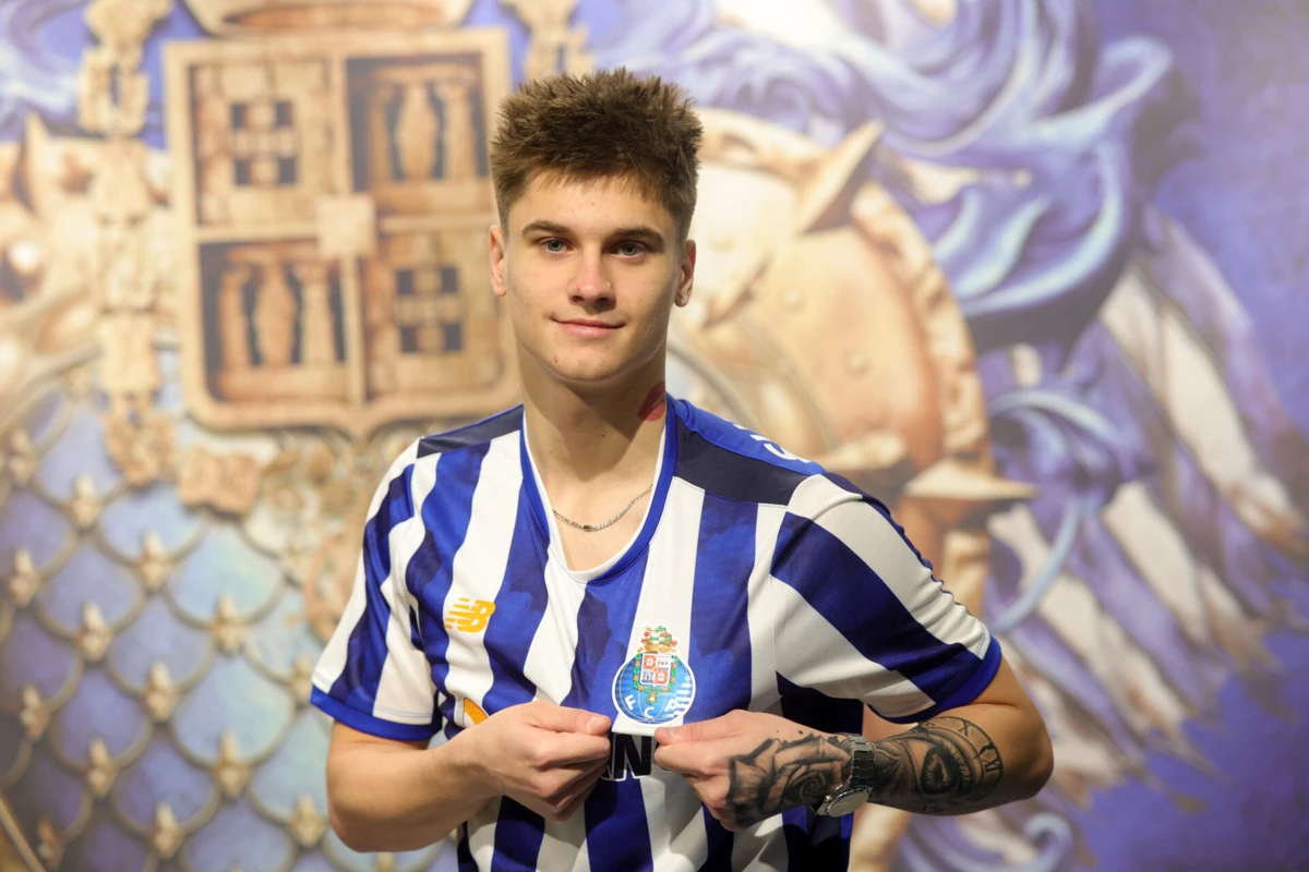 Melnichenko (Reprodução: FC Porto)
