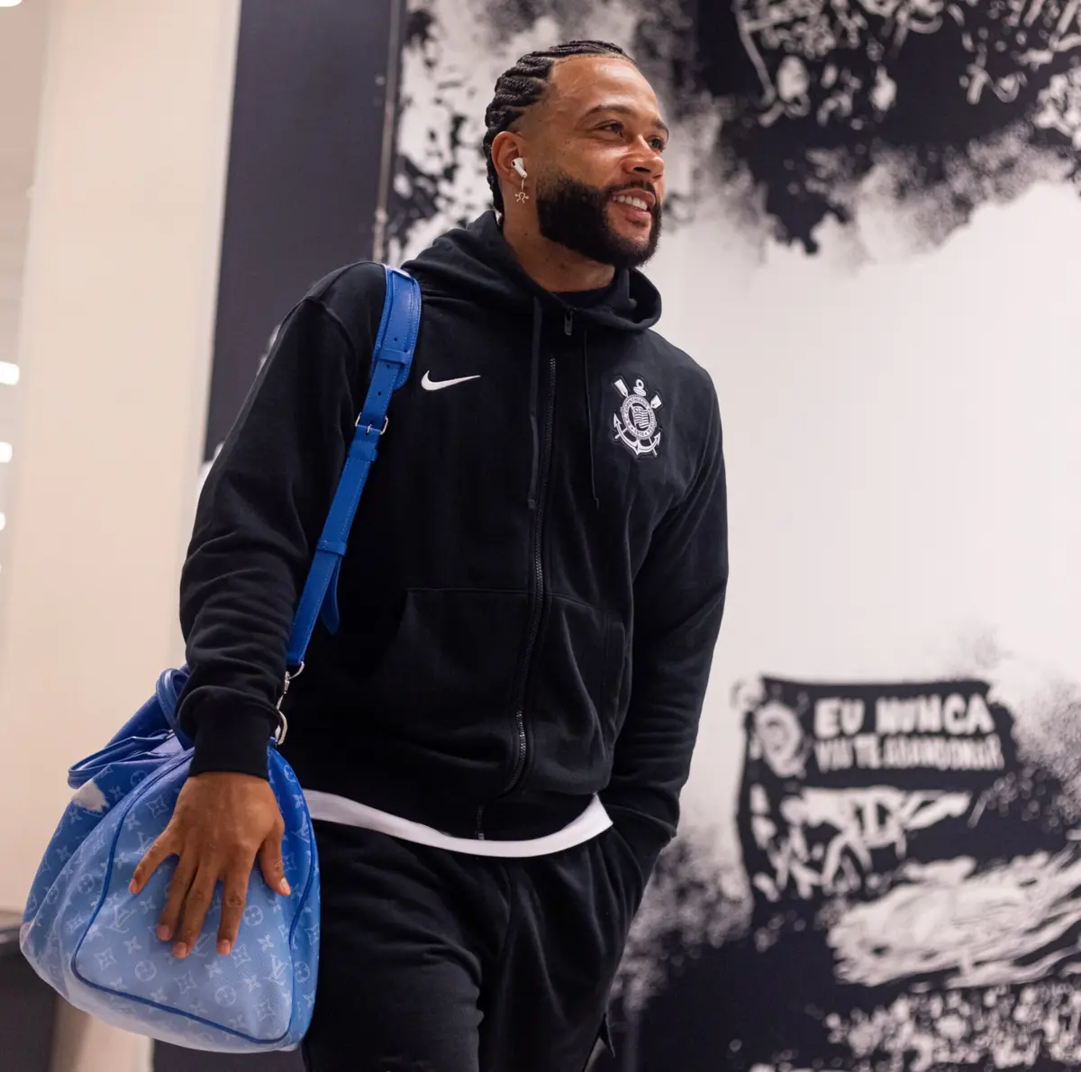 Imagem de contexto do artigo Memphis Depay estreia-se a marcar pelo Corinthians com um golaço