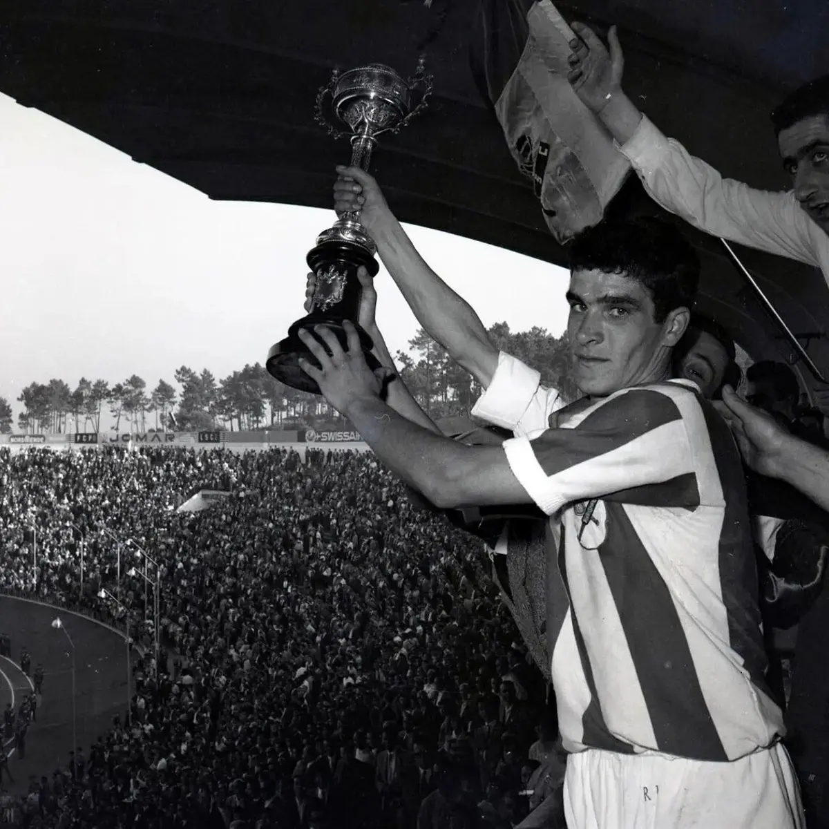 Imagem de contexto do artigo Leixões de luto pela morte do histórico capitão Raul Machado