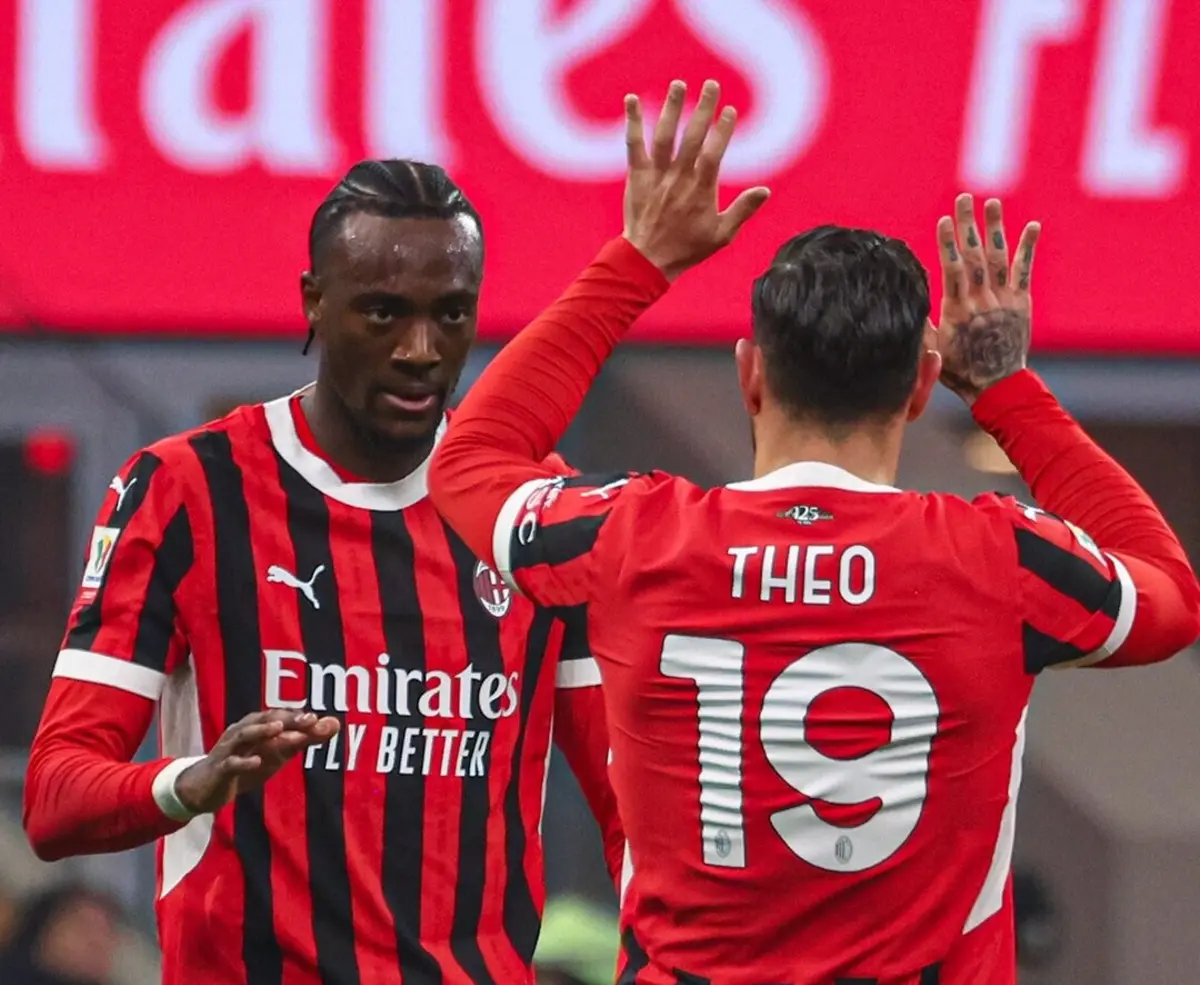 Imagem de contexto do artigo Tammy Abraham bisa pelo Milan contra a Roma, dona do seu passe. Ora veja