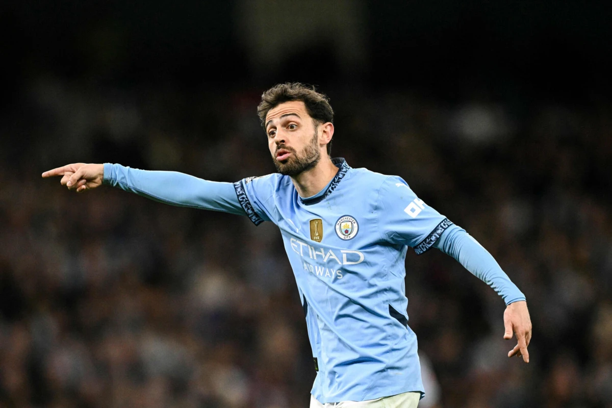 Imagem de contexto do artigo Noronha Lopes revela ter “contrato à espera de Bernardo Silva”