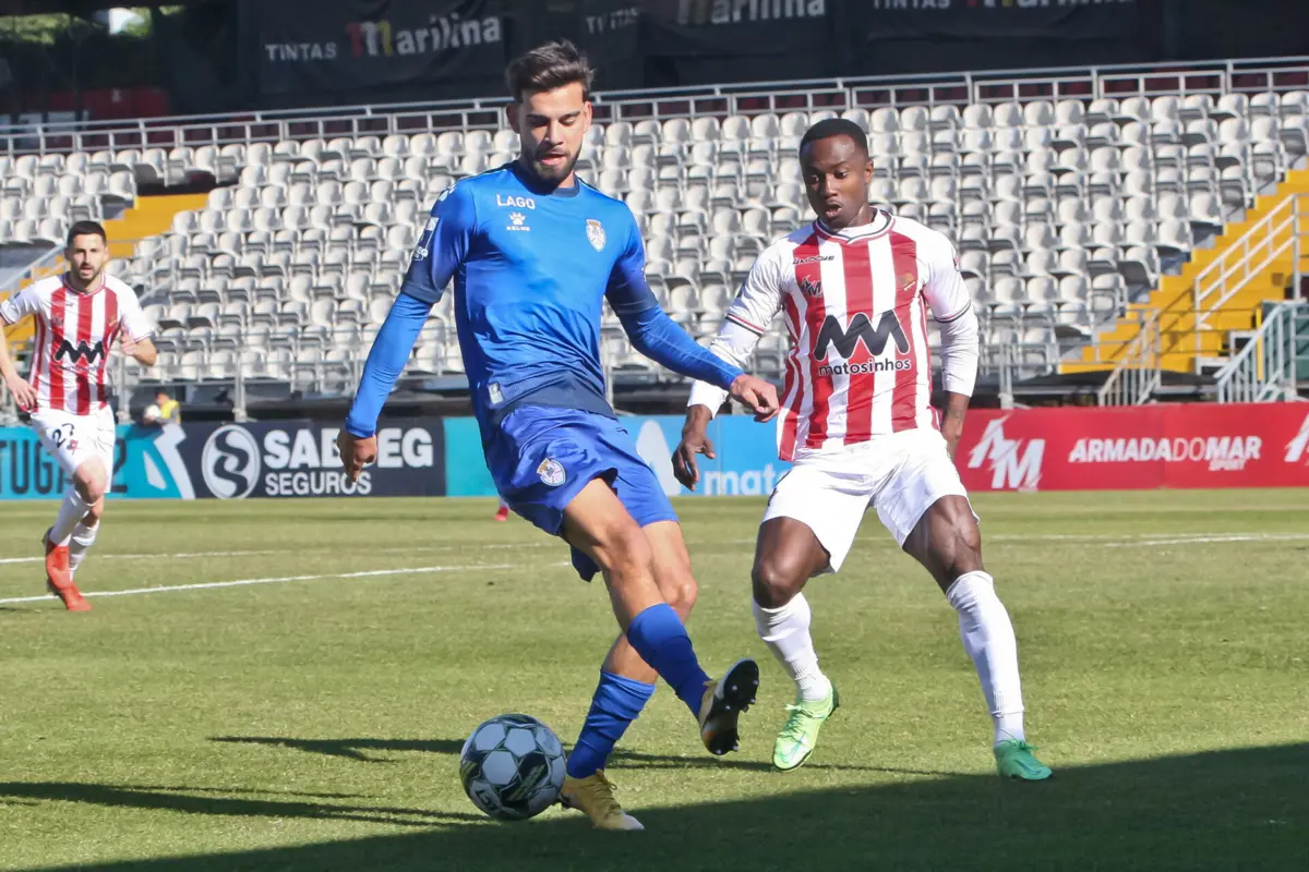 João Oliveira passa a vestir a camisola do Leixões (créditos: José Carmo/Global Imagens)