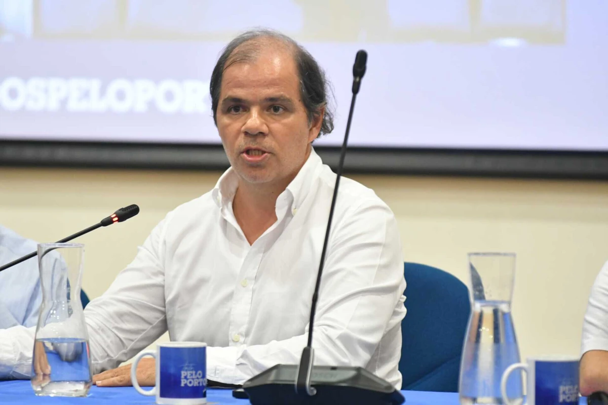 Imagem de contexto do artigo Koehler desafia Villas-Boas: “André, estarei a tarde toda no Dragão à tua espera”