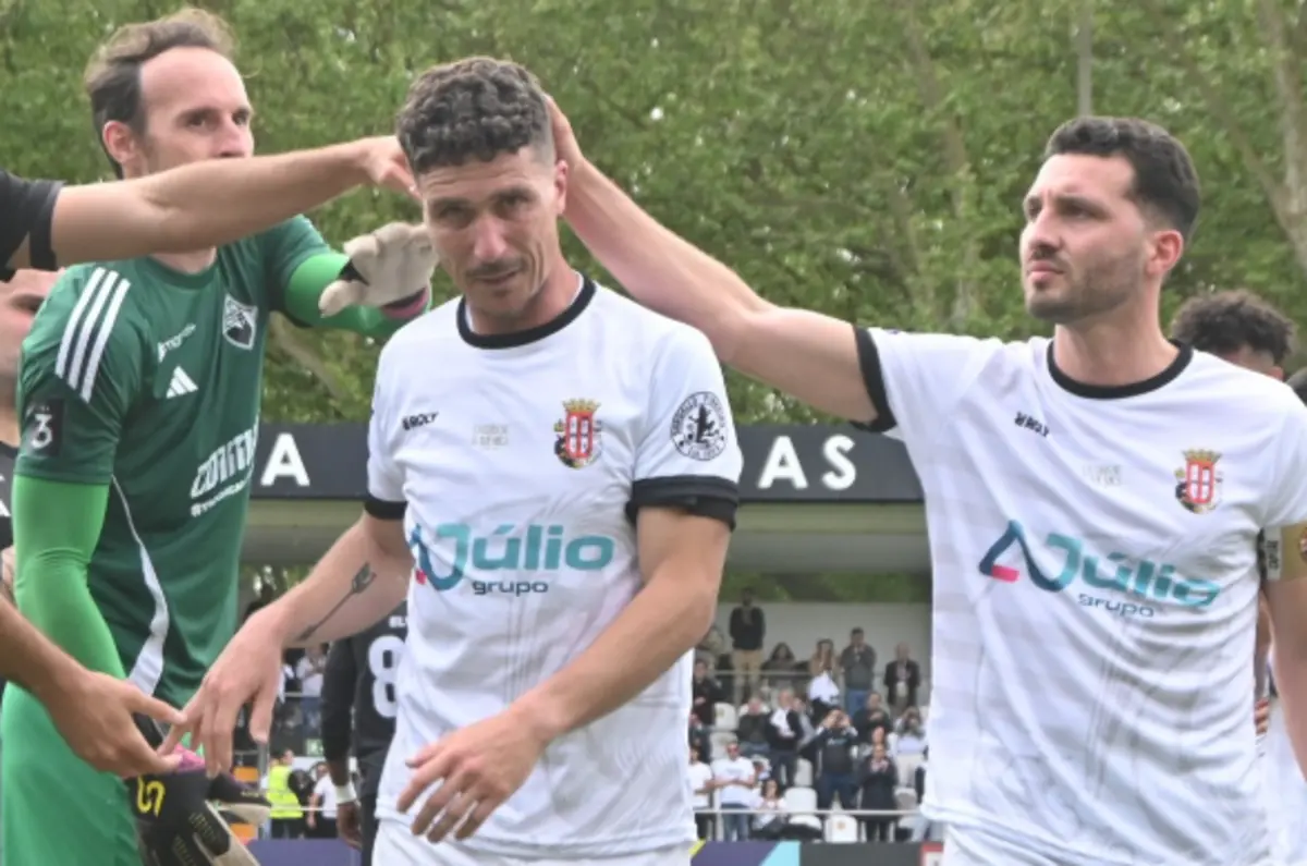 Imagem de contexto do artigo Adeus após 24 anos ligado ao Caldas: "Memorável, vou guardar no coração"