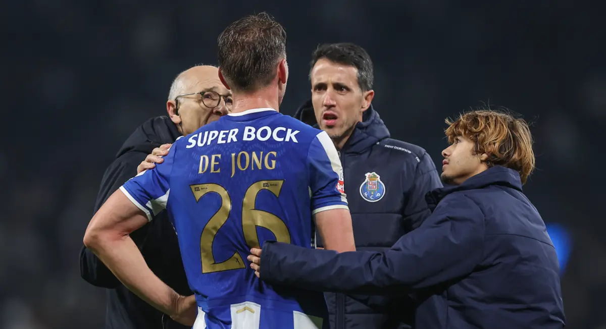 Luuk de Jong lesionado