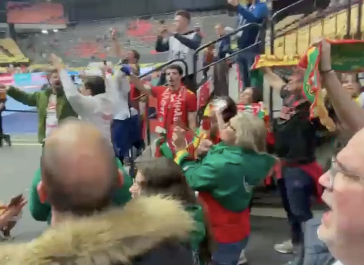 Imagem de contexto do artigo Portugueses festejaram assim em Herning o triunfo sobre a Dinamarca em andebol