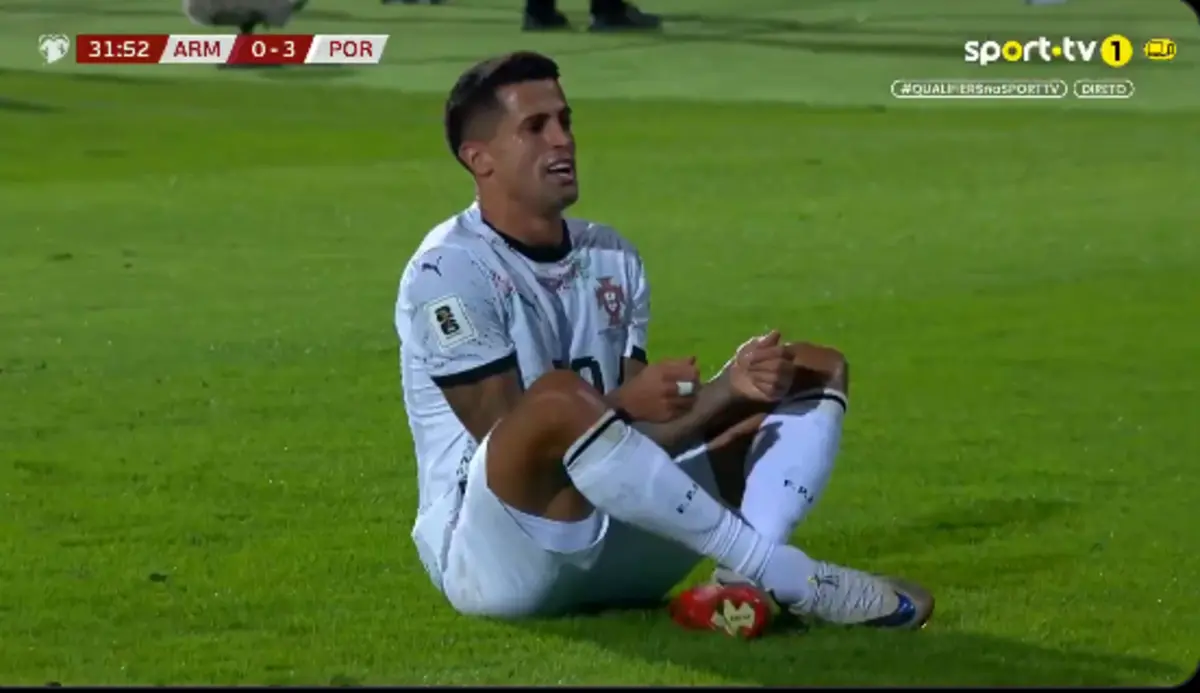 Imagem de contexto do artigo Cancelo faz o terceiro de Portugal na Arménia e lembra Diogo Jota