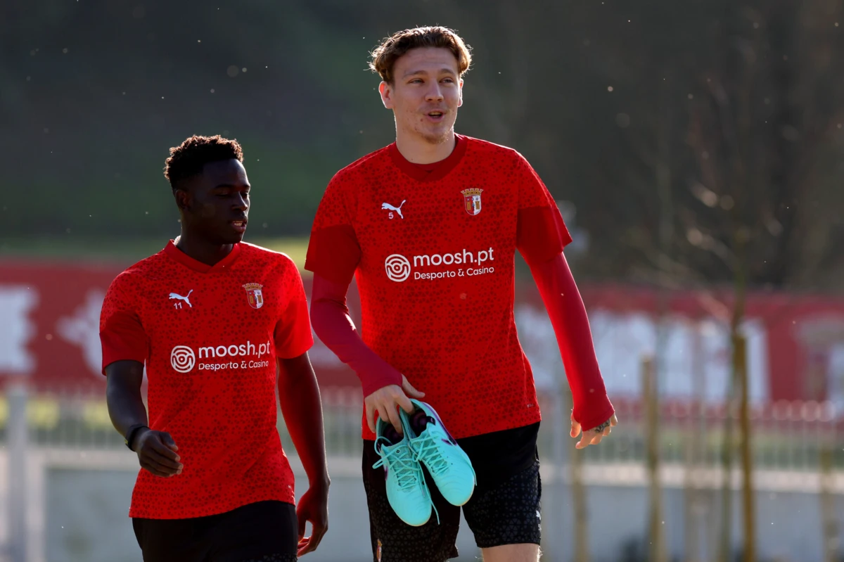 Imagem de contexto do artigo Bracarense Serdar segue para a Alemanha com a seleção da Turquia