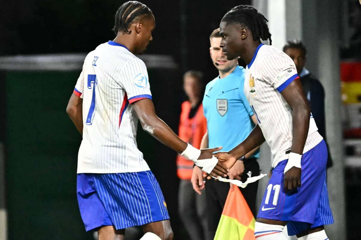 Mathys Tel no Europeu sub-21 (créditos: AFP)