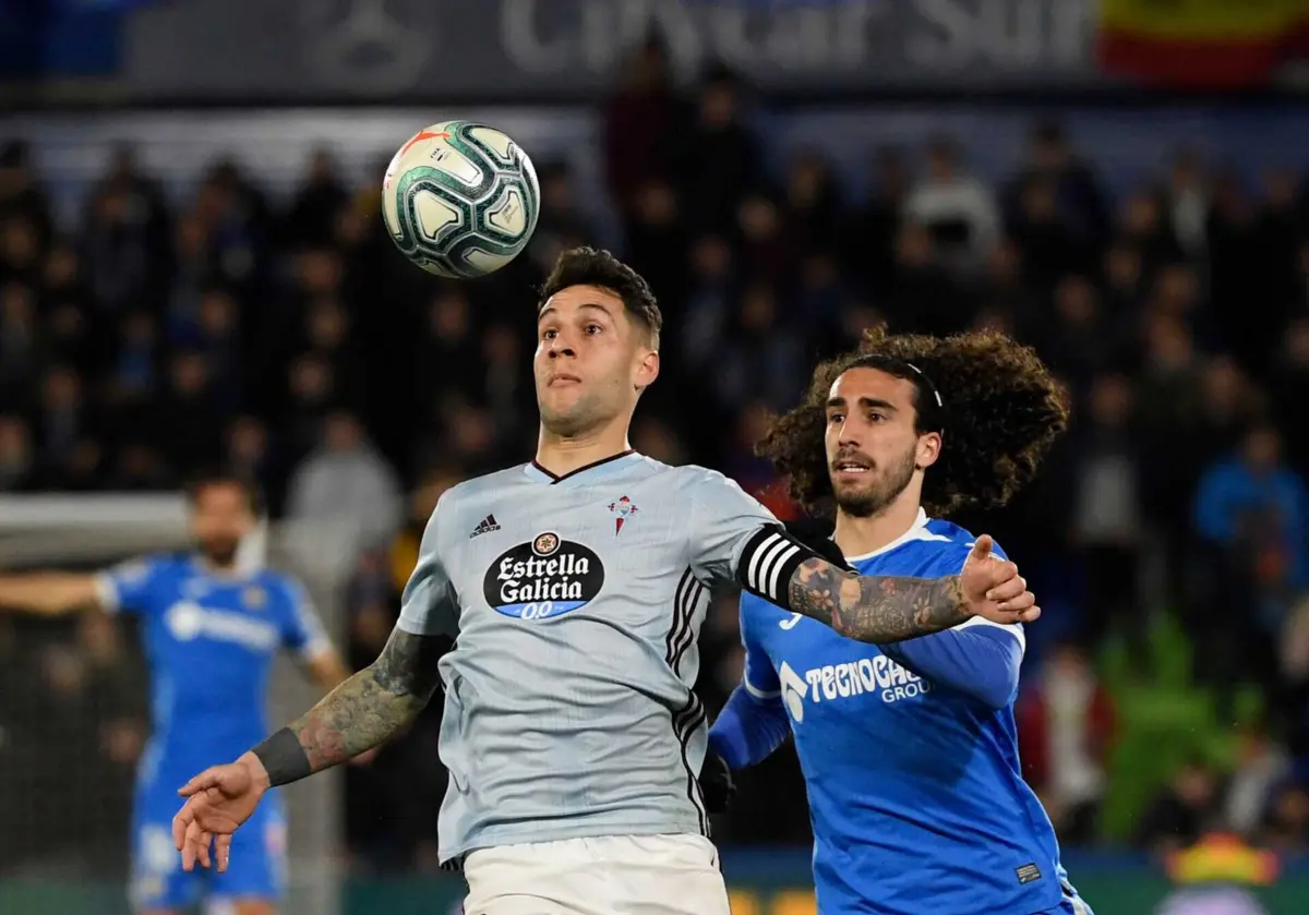 Hugo Mallo, à esquerda, ao serviço do Celta de Vigo (Créditos: AFP)