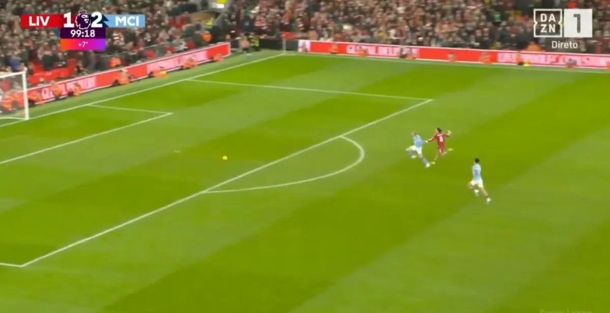 Imagem de contexto do artigo Liverpool-City acabou com golo anulado a Cherki e expulsão de Szoboslai. Vale a pena ver