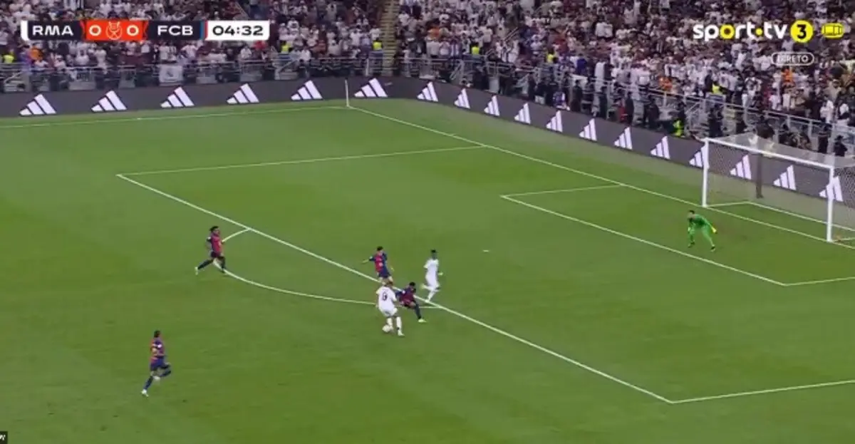 Imagem de contexto do artigo Final da Supertaça de Espanha: Mbappé abre marcador do Real Madrid-Barcelona