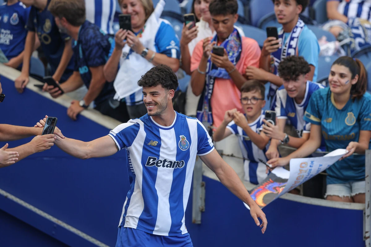 Imagem de contexto do artigo Saída de Zé Pedro por empréstimo foi rejeitada pelo FC Porto