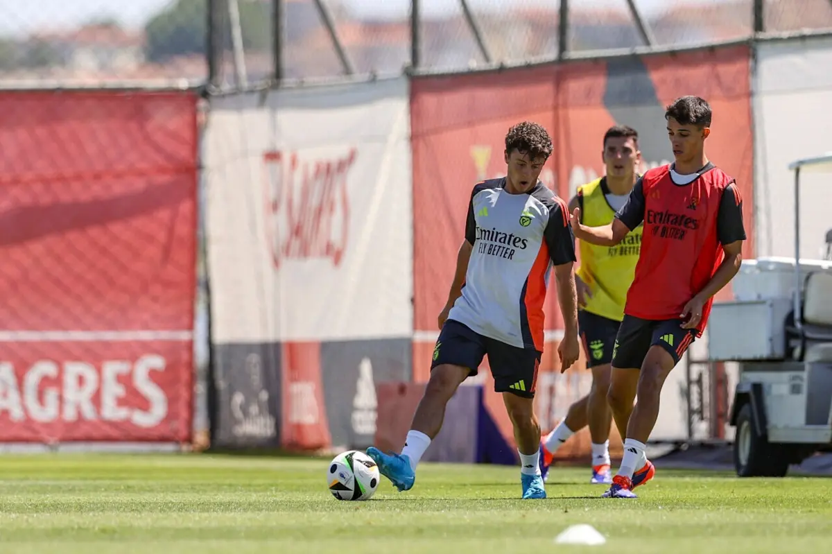 Imagem de contexto do artigo "João Neves? Temos jogadores de grande qualidade, vamos achar soluções"