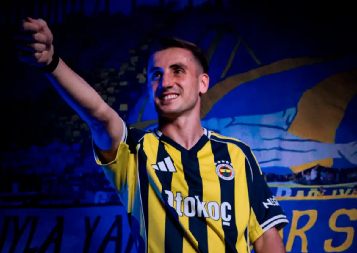 Akturkoglu (Créditos: Fenerbahçe)