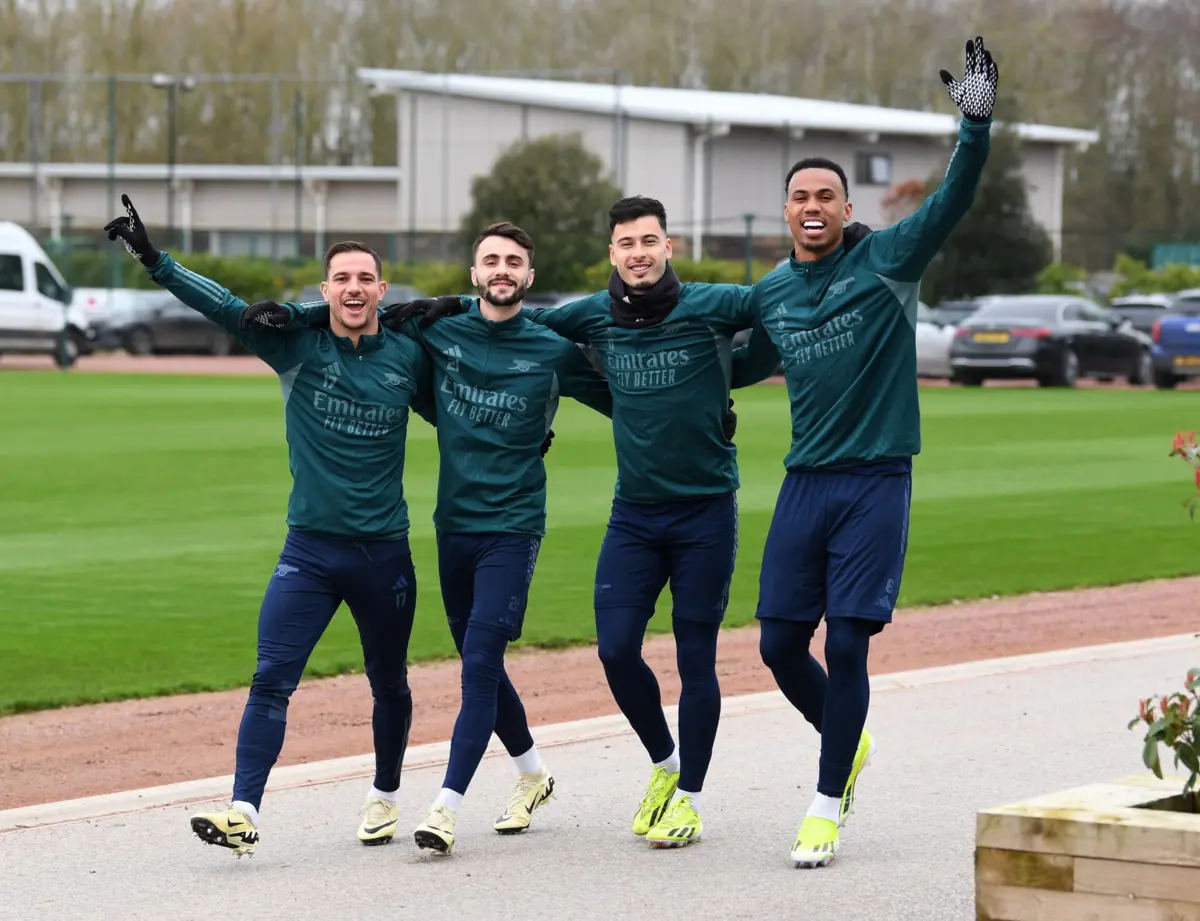 Cédric, Fábio Vieira, Martinelli e Gabriel Magalhães