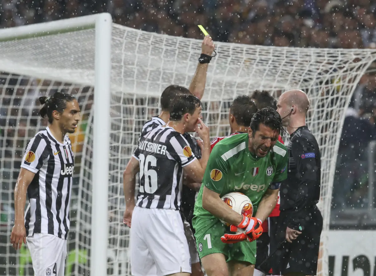 Buffon tem um jogo contra o Benfia cravado na memória (Créditos: Gerardo Santos/Global Imagens)