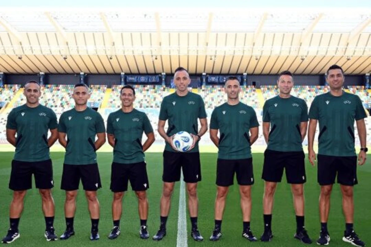 João Pinheiro lidera equipa de arbitragem portuguesa na Supertaça Europeia (Reprodução: FPF)