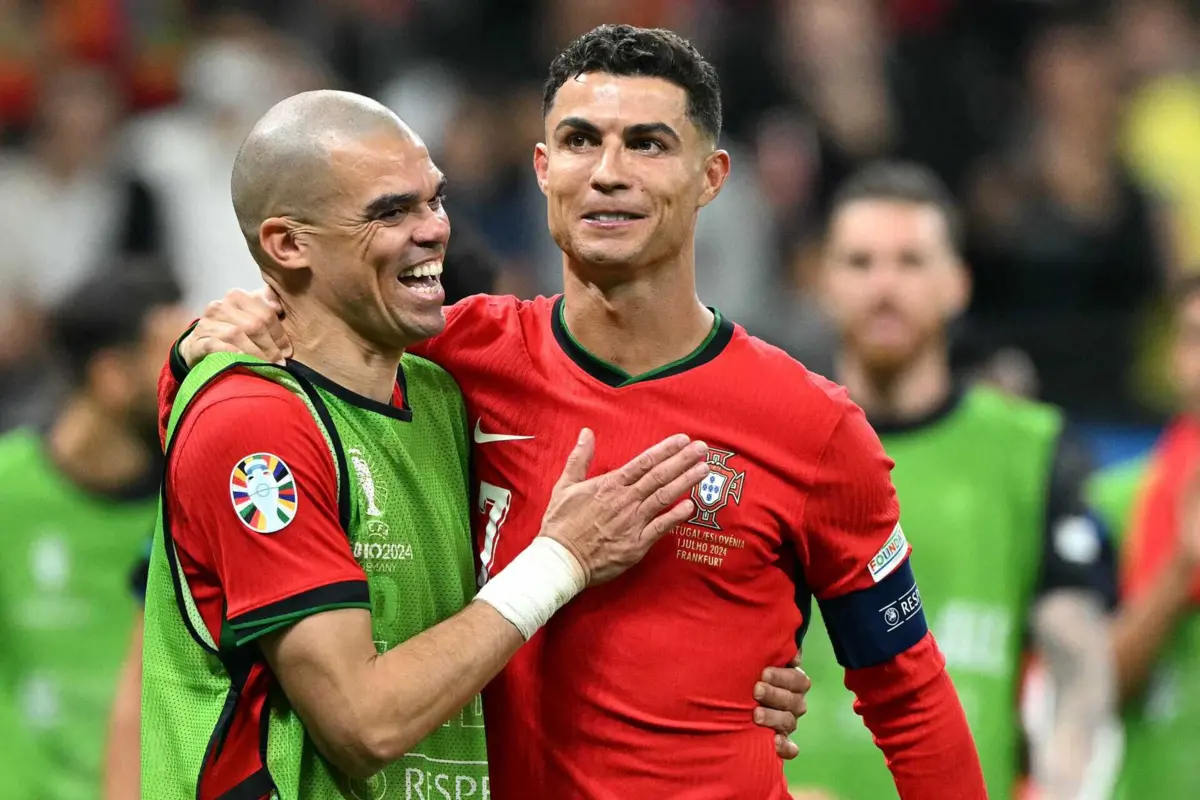 Pepe e Ronaldo (créditos: PATRICIA DE MELO MOREIRA / AFP)