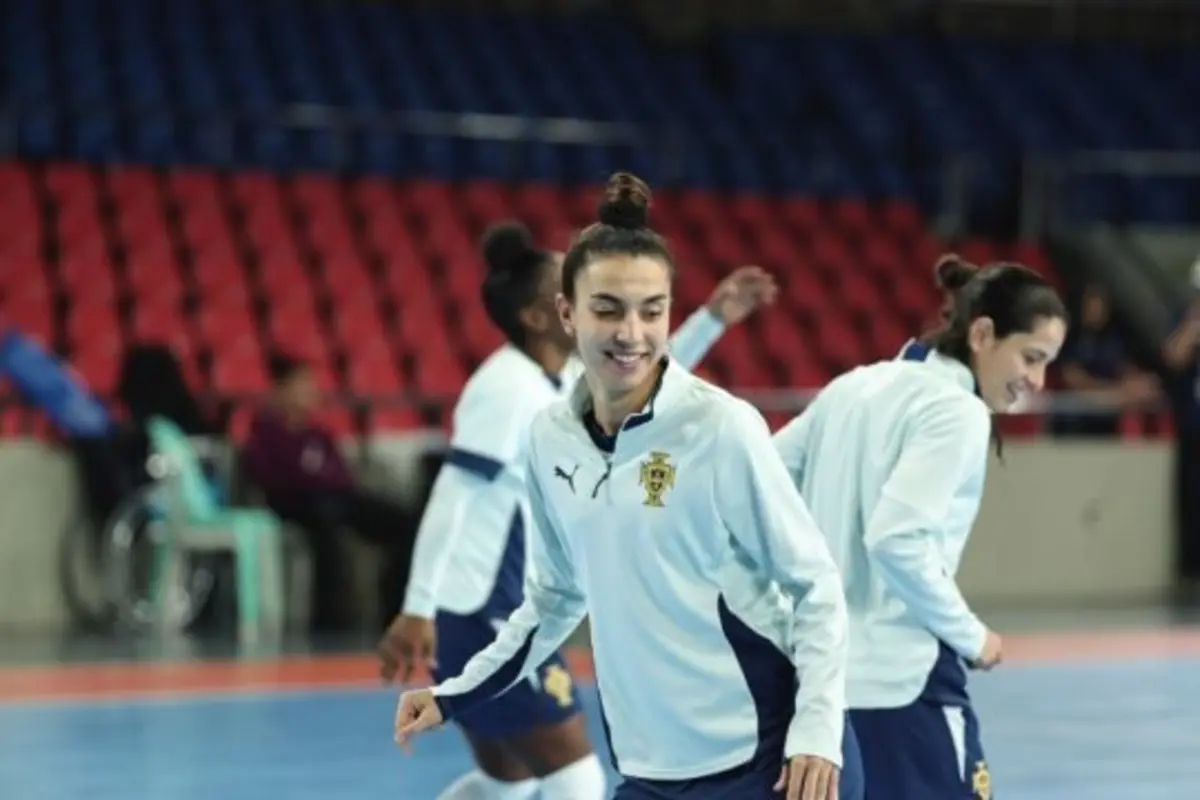 Débora Lavrador, jogadora de futsal da seleção nacional feminina
