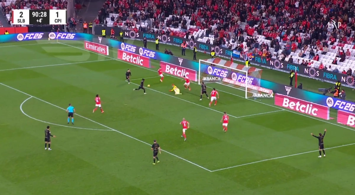 Imagem de contexto do artigo Renato Nhaga impôs empate tardio no Benfica-Casa Pia. Eis o golo