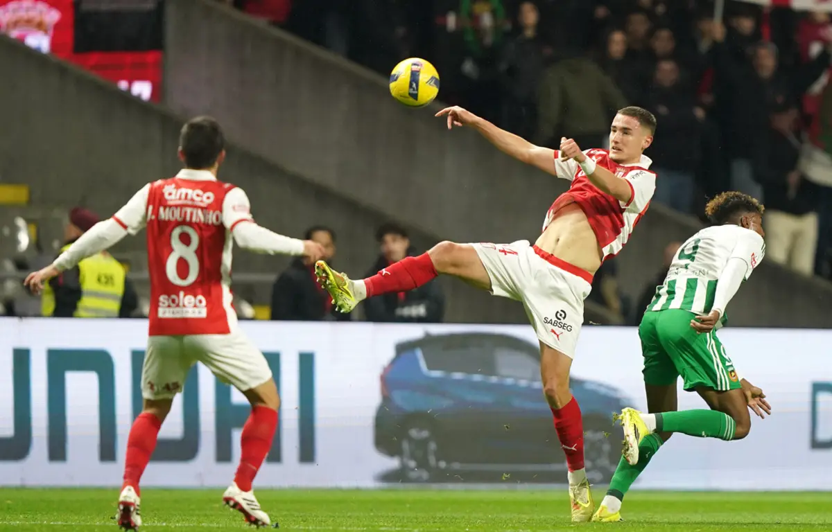 Lagerbielke, central do Braga