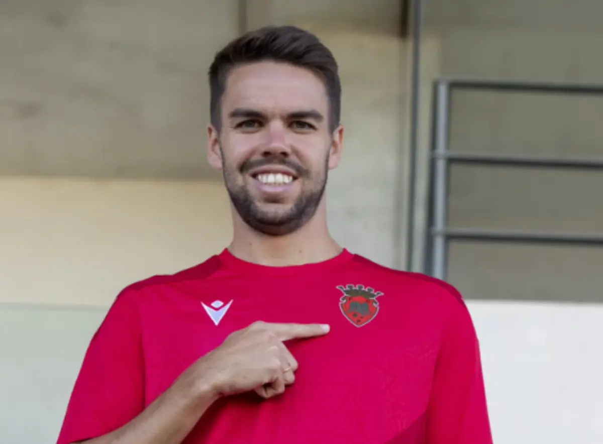 Imagem de contexto do artigo Dani Molina: de Espanha para o meio-campo do Penafiel