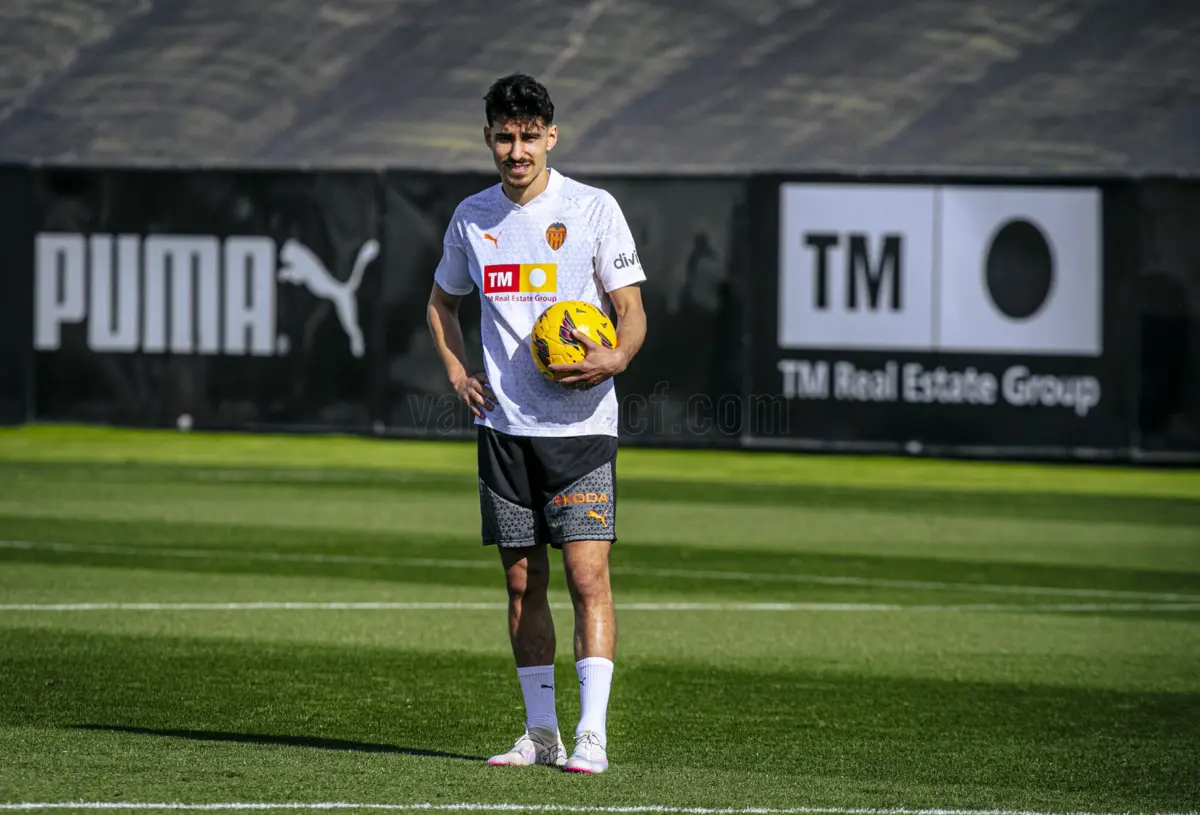 André Almeida (Créditos: Valência)