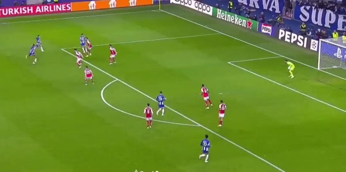 Imagem de contexto do artigo Galeno marca um golo fantástico a fechar a partida e FC Porto vence Arsenal: veja o vídeo