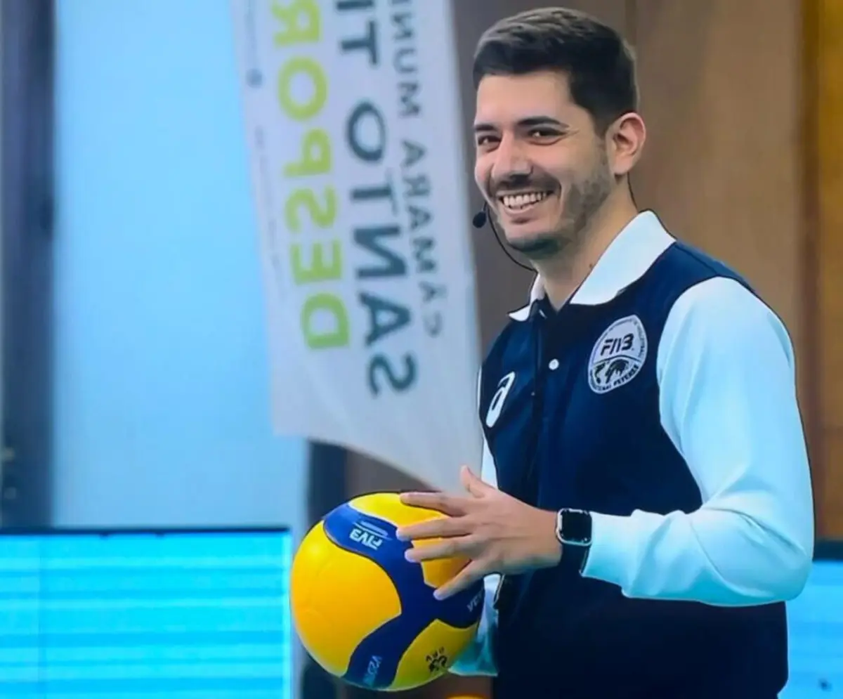 Imagem de contexto do artigo Português José Caramez dirige primeira mão da final da Taça CEV de voleibol
