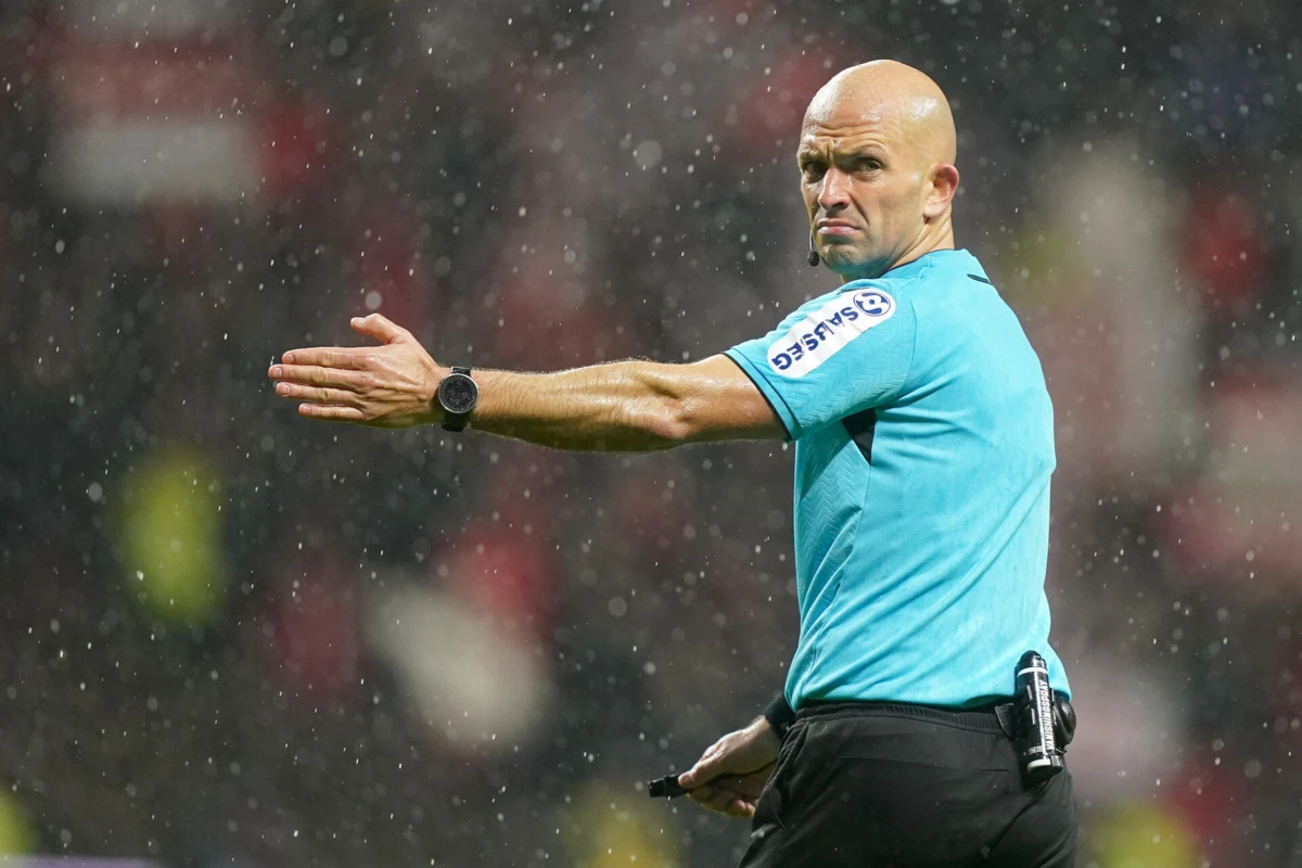 Luís Godinho, árbitro da AF Évora, lidera AG da APAF (créditos: LUSA)