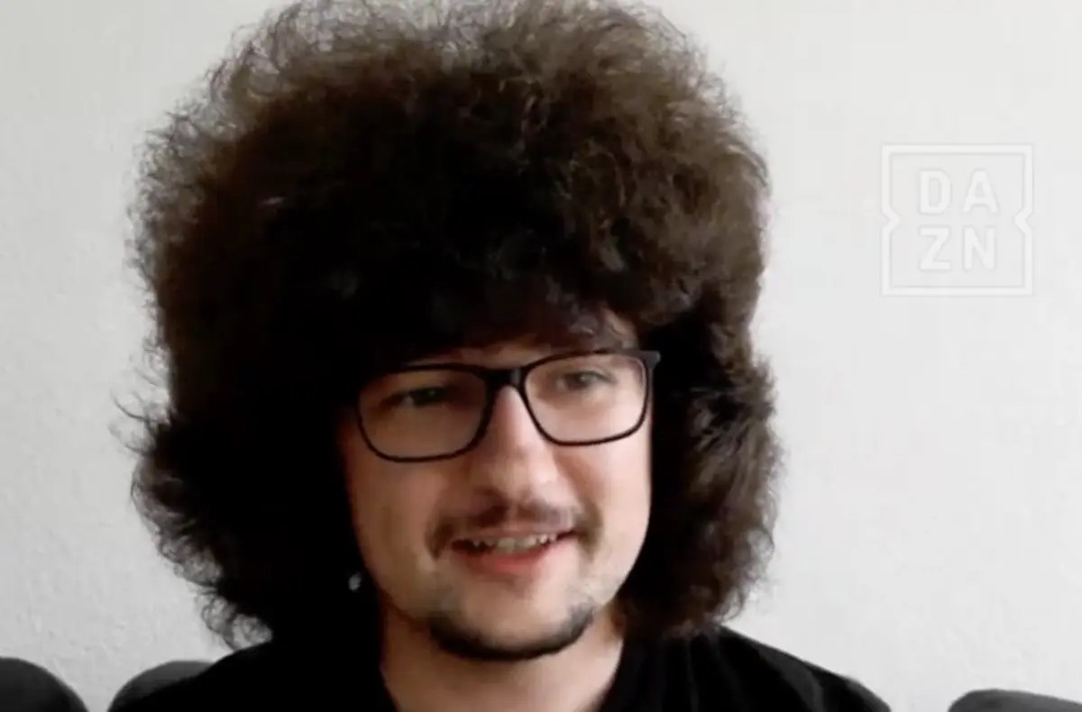 Imagem de contexto do artigo Adepto do Manchester United gostava que fosse Bruno Fernandes a cortar-lhe o cabelo