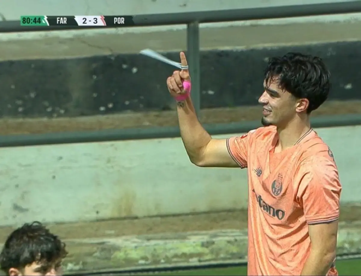 Imagem de contexto do artigo Mateus Mide deu vitória ao FC Porto B contra o Farense e festejou como Vitinha