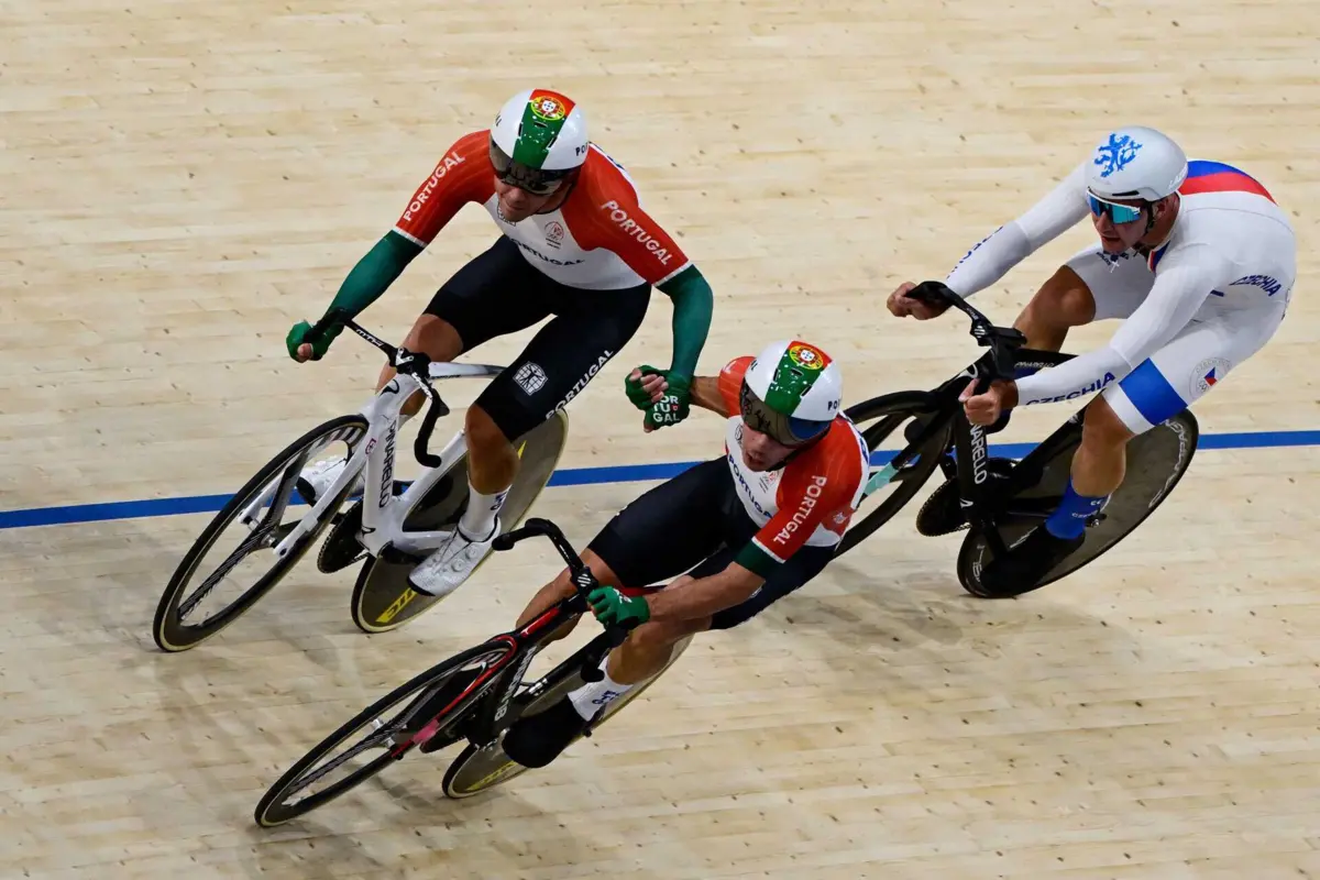 Ciclistas Iúri Leitão e Rui Oliveira campeões olímpicos em madison