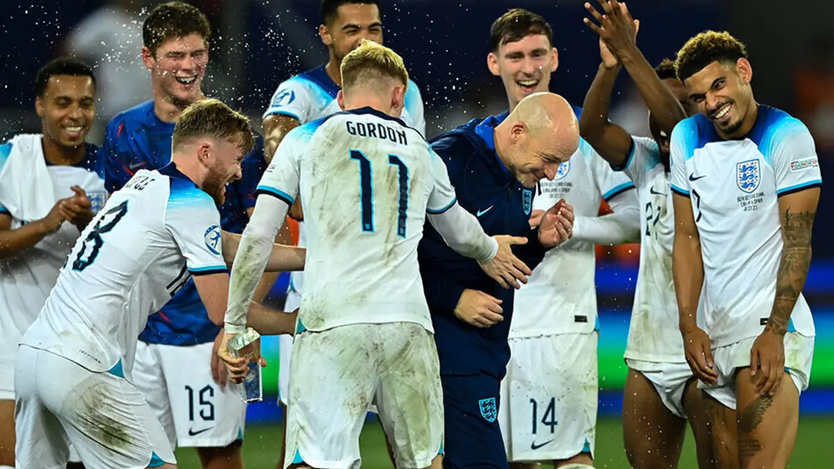 Lee Carsley (Reprodução: federação inglesa)