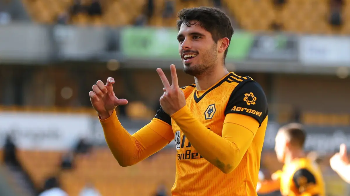 Pedro Neto com a camisola do Wolverhampton