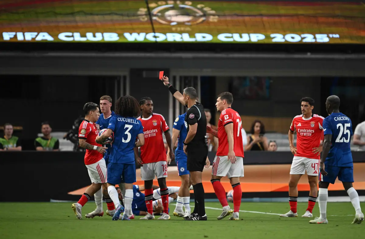 Imagem de contexto do artigo Benfica-Chelsea: Prestianni expulso logo a começar o prolongamento