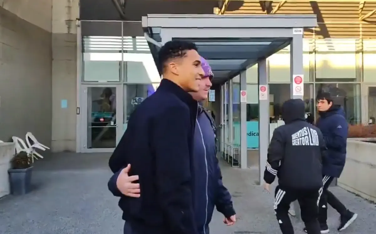 Imagem de contexto do artigo Alberto Costa em Turim para exames médicos e já posou com adeptos