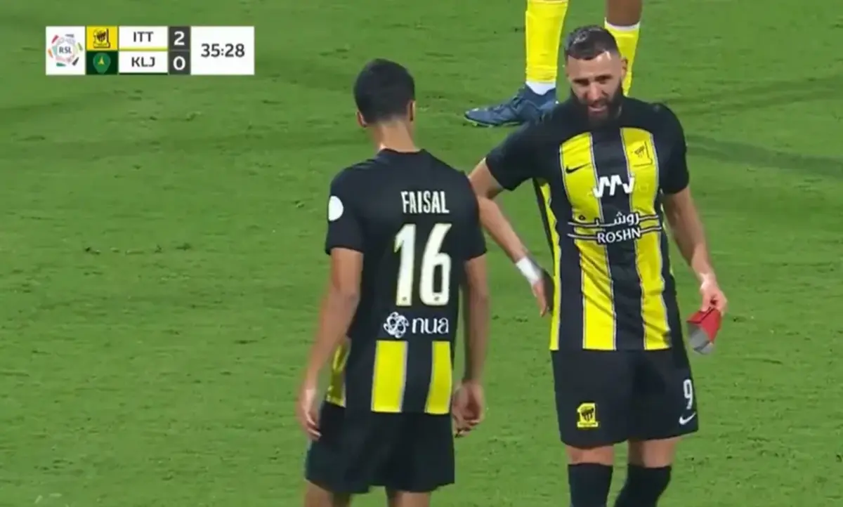 Imagem de contexto do artigo Benzema marca, mas sai lesionado, com o Mundial de Clubes à porta